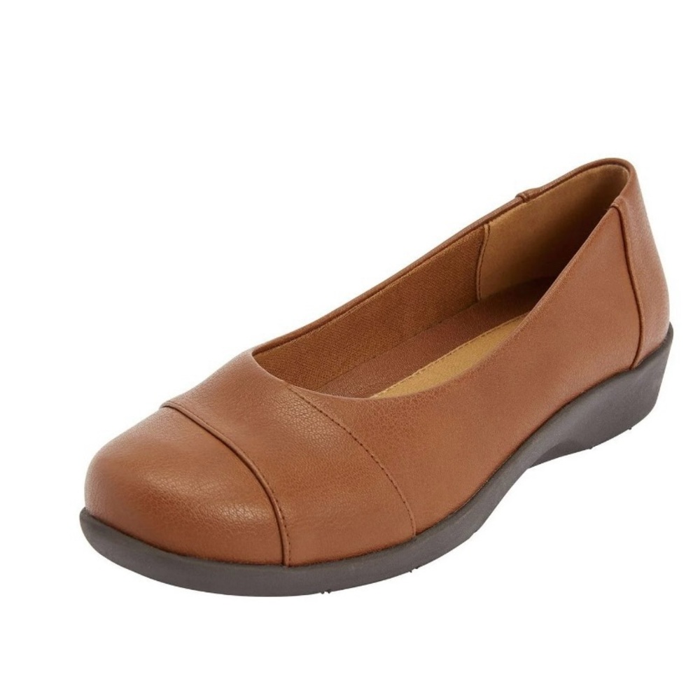 Comfortview Women's Tan Loafers - Picture 6 of 7